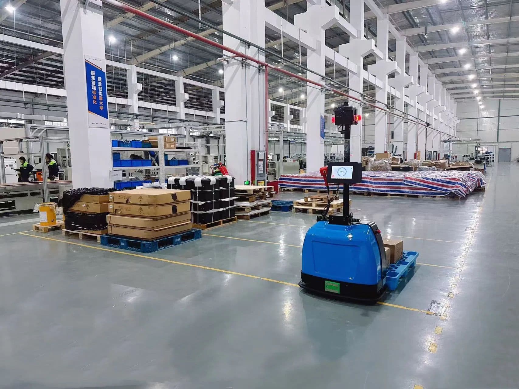 pallet jack in warehouse operations